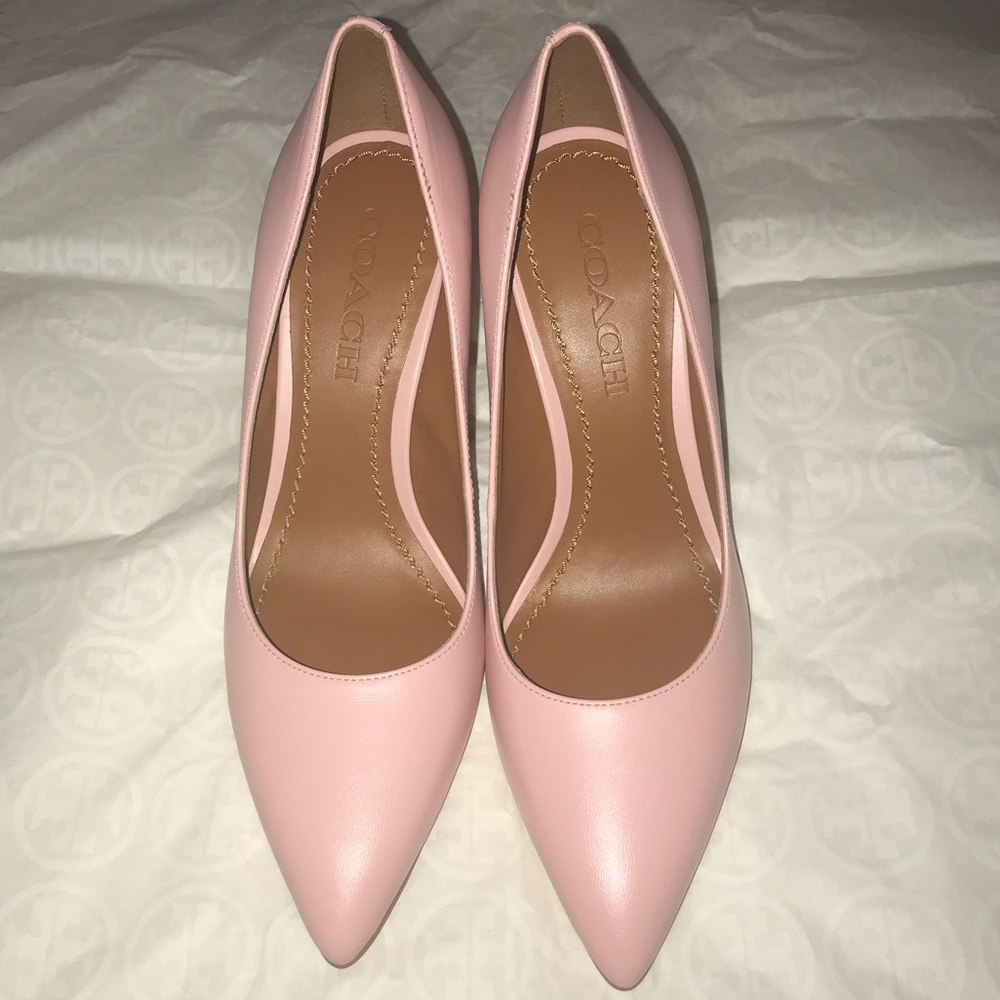Coach heels - Picture 1 of 8